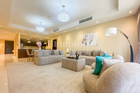 Apartment sa Palm Jumeirah, Dubai, UAE 2 silid-tulugan, 210.51819800 sq.m. № 583399 - larawan 13