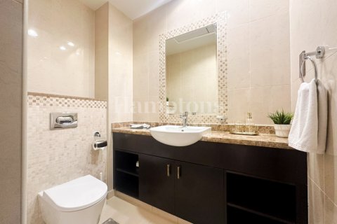 Apartment sa Palm Jumeirah, Dubai, UAE 2 silid-tulugan, 210.51819800 sq.m. № 583399 - larawan 10