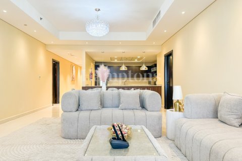 Apartment sa Palm Jumeirah, Dubai, UAE 2 silid-tulugan, 210.51819800 sq.m. № 583399 - larawan 3