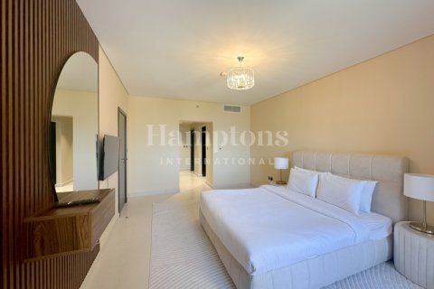 Apartment sa Palm Jumeirah, Dubai, UAE 2 silid-tulugan, 210.51819800 sq.m. № 583399 - larawan 5