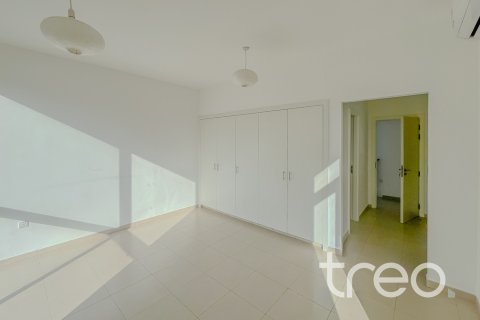 Řadový dům v Town Square, Dubai, SAE 4 ložnice, 280.94 m² Č.: 733289 - fotografie 3