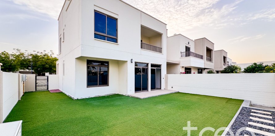 Řadový dům v Town Square, Dubai, SAE 4 ložnice, 280.94 m² Č.: 733289