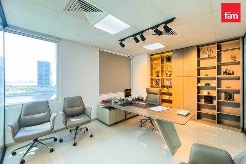 Opisina sa Business Bay, Dubai, UAE 181.7 sq.m. № 652114 - larawan 2