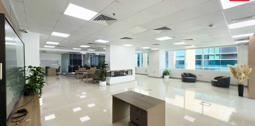Opisina sa Business Bay, Dubai, UAE 181.7 sq.m. № 652114