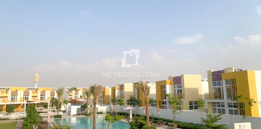 Shtëpi në qytet në DAMAC Hills (Akoya by DAMAC), Dubai, Emiratet e Bashkuara Arabe 3 dhoma gjumi, 112 m2. № 592912