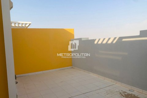 Shtëpi në qytet në DAMAC Hills (Akoya by DAMAC), Dubai, Emiratet e Bashkuara Arabe 3 dhoma gjumi, 112 m2. № 592912 - Foto 15
