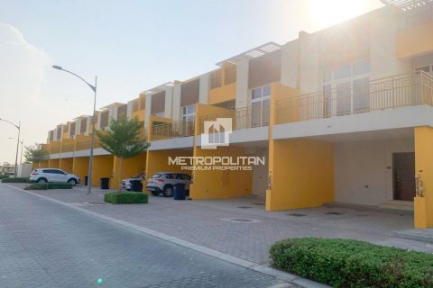 Shtëpi në qytet në DAMAC Hills (Akoya by DAMAC), Dubai, Emiratet e Bashkuara Arabe 3 dhoma gjumi, 112 m2. № 592912 - Foto 19