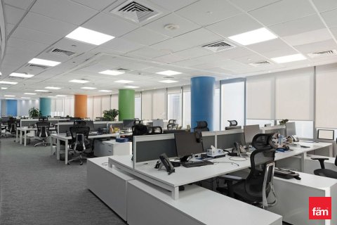 Gewerbliche Immobilien zum Verkauf in Dubai, VAE 660.3 m2 Nr. 659054 - Foto 1