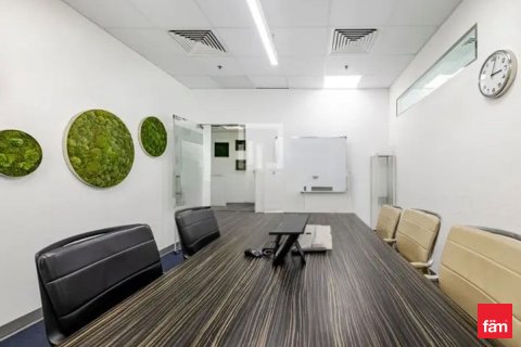 Oficiu de închiriat în Business Bay, Dubai, EAU 70.4 mp. №659058 - poză 5