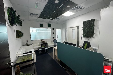 Oficiu de închiriat în Business Bay, Dubai, EAU 70.4 mp. №659058 - poză 2