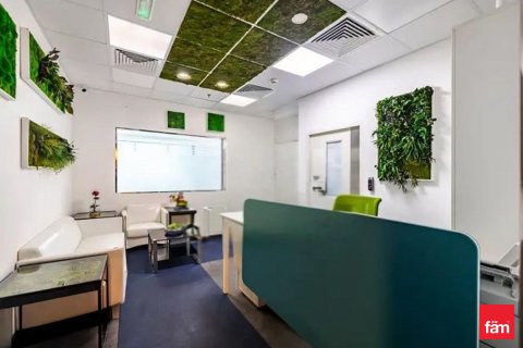 Oficiu de închiriat în Business Bay, Dubai, EAU 70.4 mp. №659058 - poză 4