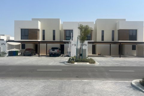 Vilë në Yas Island, Abu Dhabi, Emiratet e Bashkuara Arabe 3 dhoma gjumi, 168.7 m2. № 591778 - Foto 1