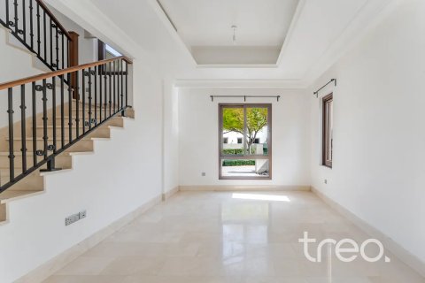 Vila u Arabian Ranches, Dubai, UAE 4 spavaćih soba, 317.91 m2 Br. 753637 - fotografija 7