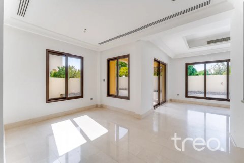 Vila u Arabian Ranches, Dubai, UAE 4 spavaćih soba, 317.91 m2 Br. 753637 - fotografija 2