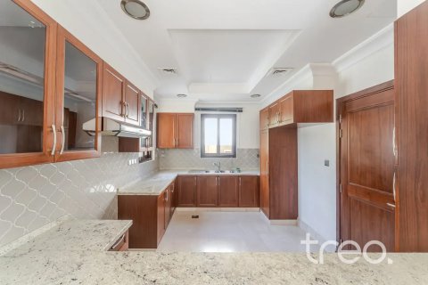 Vila u Arabian Ranches, Dubai, UAE 4 spavaćih soba, 317.91 m2 Br. 753637 - fotografija 8