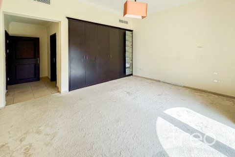 Villa zum Verkauf in The Villa, Dubai, VAE 5 Schlafzimmer, 474.27 m2 Nr. 753636 - Foto 14