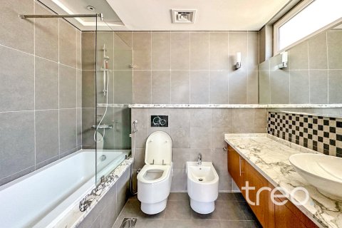 Vilë në Jumeirah Park, Dubai, Emiratet e Bashkuara Arabe 4 dhoma gjumi, 386.2 m2. № 753635 - Foto 11