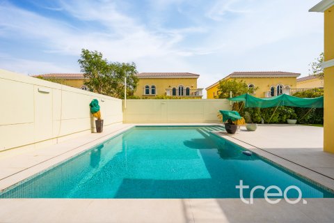 Villa till försäljning i Jumeirah Park, Dubai, UAE 3 sovrum, 327.67 kvm Nr. 753639 - fotografi 17