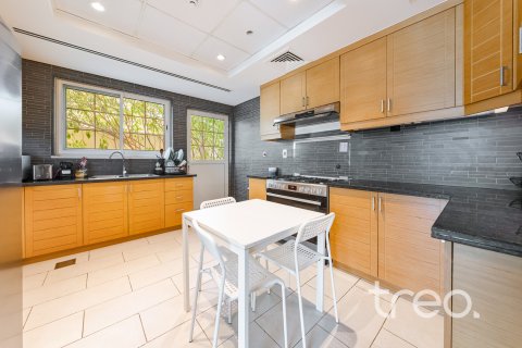 Villa Jumeirah Park, Dubaijā, AAE 4 istabas, 314.01 m2 Nr. 753638 - attēls 9
