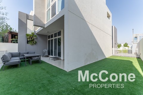Řadový dům v Dubai, SAE 3 ložnice, 167.41 m² Č.: 587579 - fotografie 17