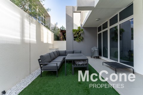 Řadový dům v Dubai, SAE 3 ložnice, 167.41 m² Č.: 587579 - fotografie 18