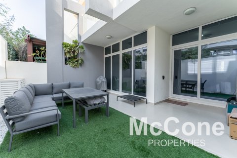 Řadový dům v Dubai, SAE 3 ložnice, 167.41 m² Č.: 587579 - fotografie 21
