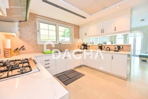 Βίλα σε Jumeirah Park, Dubai, ΗΑΕ 3 υπνοδωμάτια, 510 τ.μ. Αρ. 766069 - φωτογραφία 5