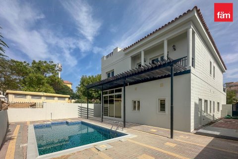 Willa do wynajęcia w Dubai, ZEA 5 sypialnie, 562.7 mkw., nr 691386 - zdjęcie 24