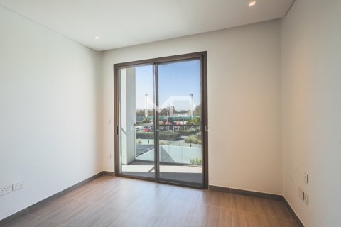 Vilë në Yas Island, Abu Dhabi, Emiratet e Bashkuara Arabe 3 dhoma gjumi, 461.2 m2. № 555533 - Foto 20