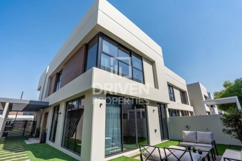 Βίλα σε Dubai, ΗΑΕ 3 υπνοδωμάτια, 281.59 τ.μ. Αρ. 762416 - φωτογραφία 23