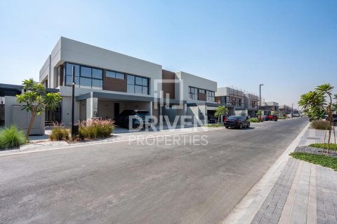 Βίλα σε Dubai, ΗΑΕ 3 υπνοδωμάτια, 281.59 τ.μ. Αρ. 762416 - φωτογραφία 28