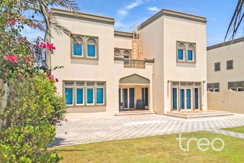 Villa itt: Jumeirah Park, Dubai, EAE, 3 hálószoba, 284.56 m², azonosító: 733523 - fénykép 12