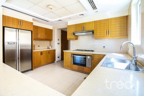 Villa itt: Jumeirah Park, Dubai, EAE, 3 hálószoba, 284.56 m², azonosító: 733523 - fénykép 3