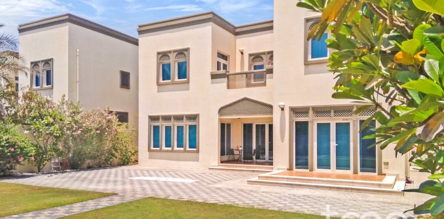 Villa itt: Jumeirah Park, Dubai, EAE, 3 hálószoba, 284.56 m², azonosító: 733523