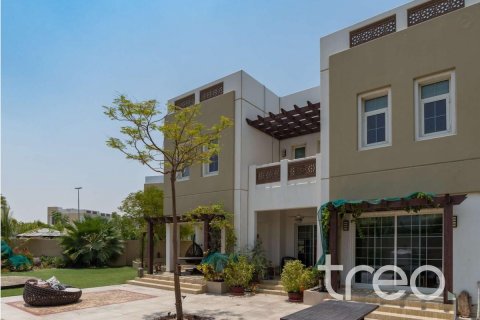 Villa in Mudon, Dubai, UAE 3 bedrooms, 332.04 sq.m. № 733521