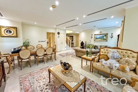 Vila u Jumeirah Park, Dubai, UAE 4 spavaćih soba, 314.01 m2 Br. 733520 - fotografija 3