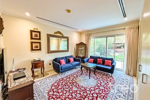 Vila u Jumeirah Park, Dubai, UAE 4 spavaćih soba, 314.01 m2 Br. 733520 - fotografija 12