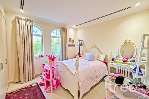 Vila u Jumeirah Park, Dubai, UAE 4 spavaćih soba, 314.01 m2 Br. 733520 - fotografija 19