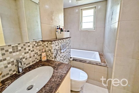 Vila u Jumeirah Park, Dubai, UAE 4 spavaćih soba, 314.01 m2 Br. 733520 - fotografija 21