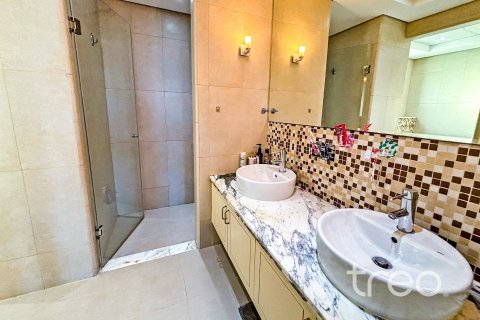 Vila u Jumeirah Park, Dubai, UAE 4 spavaćih soba, 314.01 m2 Br. 733520 - fotografija 25