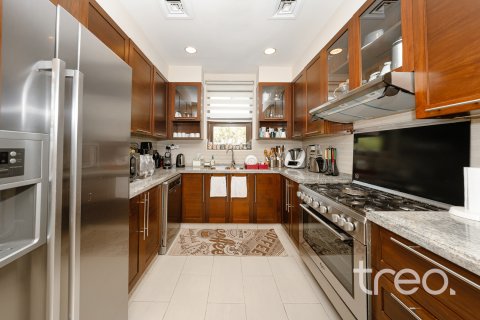 Villa para arrendamento em Arabian Ranches 2, Dubai, EAU 5 quartos, 314.29 m2 № 733522 - foto 6