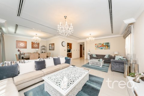 Villa para arrendamento em Arabian Ranches 2, Dubai, EAU 5 quartos, 314.29 m2 № 733522 - foto 4