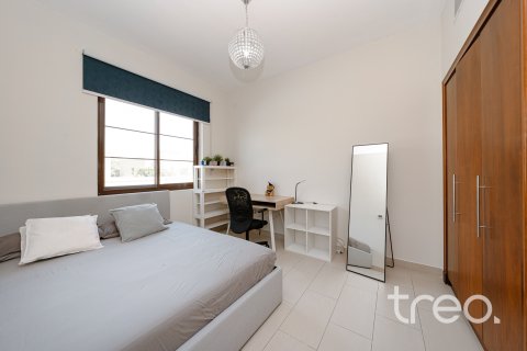 Villa para arrendamento em Arabian Ranches 2, Dubai, EAU 5 quartos, 314.29 m2 № 733522 - foto 14