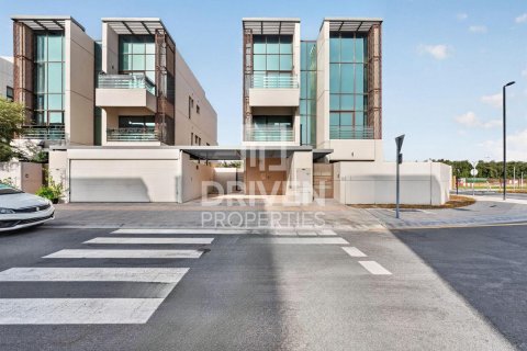 Vila v Meydan, Dubai, SAE 6 spální, 554.82 m2 č. 746539