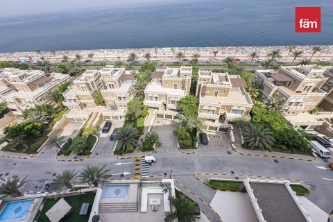Apartament në Palm Jumeirah, Dubai, Emiratet e Bashkuara Arabe 2 dhoma gjumi, 182.6 m2. № 622778 - Foto 12