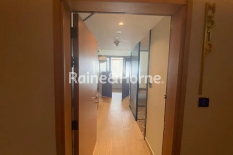 Apartment til salg i The World Islands, Dubai, UAE 46 kvm № 707662 - foto 5