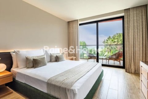 Apartment til salg i The World Islands, Dubai, UAE 46 kvm № 707662 - foto 2