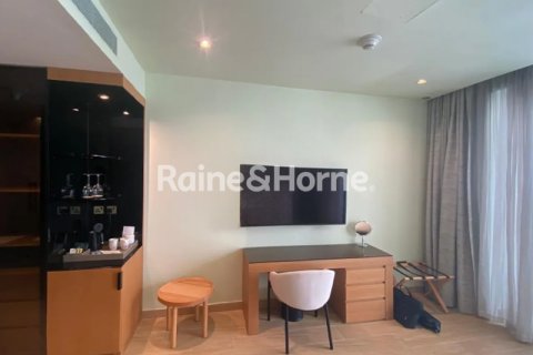 Apartment til salg i The World Islands, Dubai, UAE 46 kvm № 707662 - foto 3
