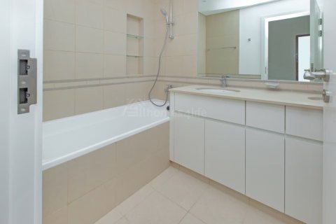 Wohnung zum Verkauf in Town Square, Dubai, VAE 2 Schlafzimmer, 95 m2 Nr. 722508 - Foto 2