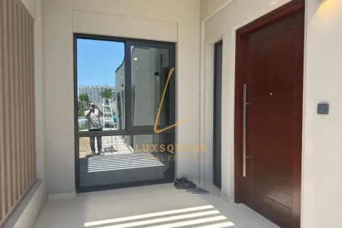 Villa til leje i Jebel Ali, Dubai, UAE 4 soveværelser, 252 kvm № 722570 - foto 15